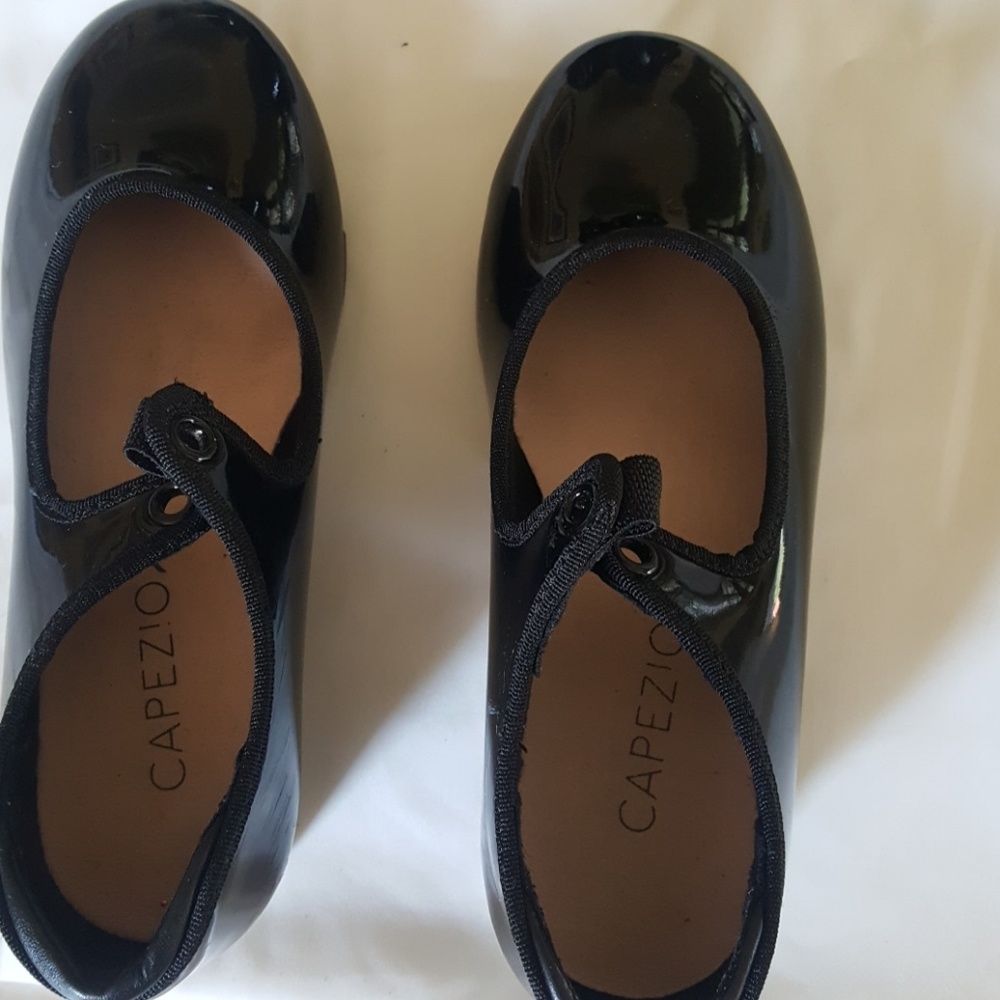 12w Capezio